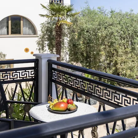 Apartment Maryan